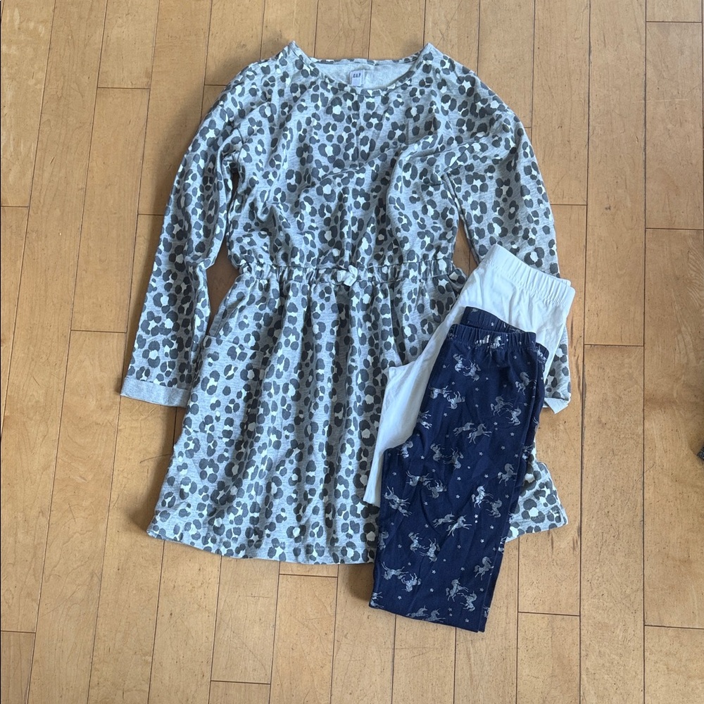 Gap kids set- dress and 2 pairs of leggings